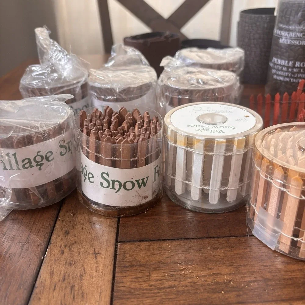 Dept 56 Village AccessoriesLot Snow Fence Pebble Brick Road Wood Picket NEW&USED